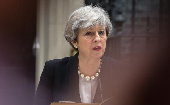 英媒：特雷莎·梅将允许华为参与英国新5G网络建设.jpg